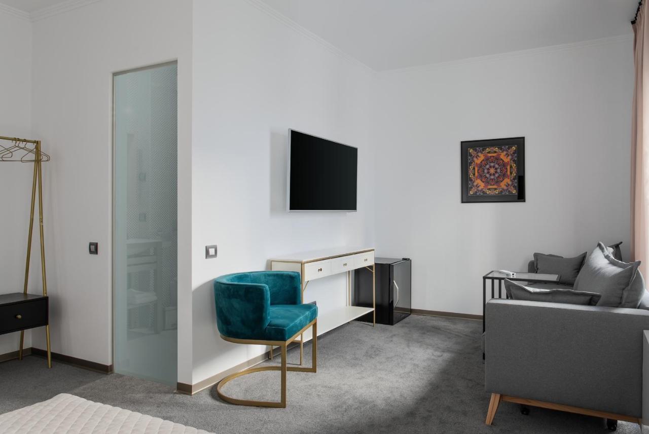 The Square Hotel Клуж-Напока Екстериор снимка