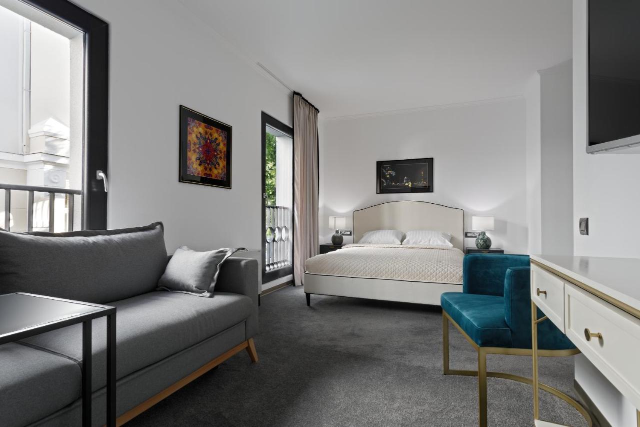The Square Hotel Клуж-Напока Екстериор снимка
